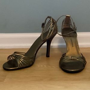 Chinese Laundry, heels, gold, size 8